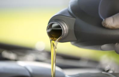 Preventing Red Engine Oil