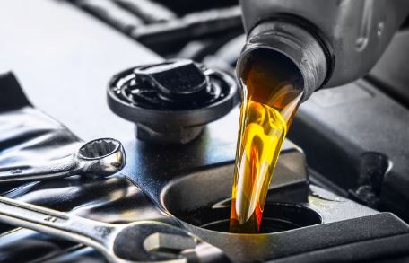 What is Synthetic Motor Oil?