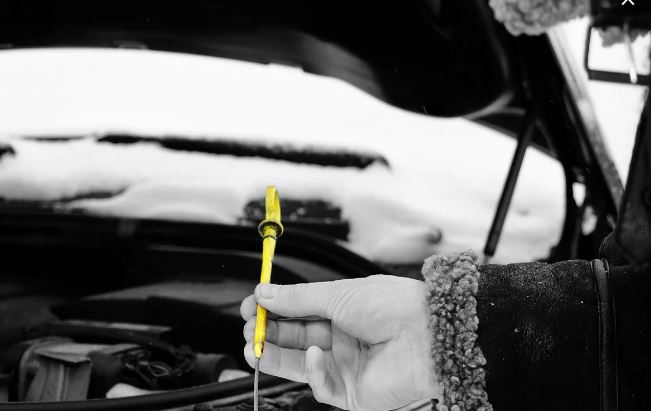 Step-by-Step Guide to Checking Oil in Cold Weather